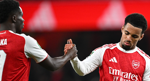 أرسنال يُقصي برايتون ويتأهل إلى ربع نهائي كأس الرابطة