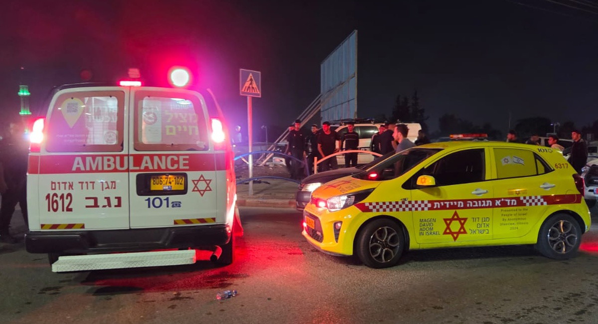 إصابة فتى (15 عامًا) بجروح خطيرة إثر دهسه من سيارة في شقيب السلام