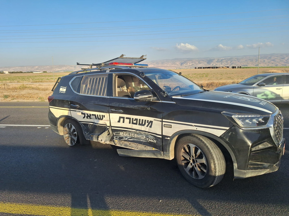 باشرت الشرطة التحقيق في ملابسات الحادث.