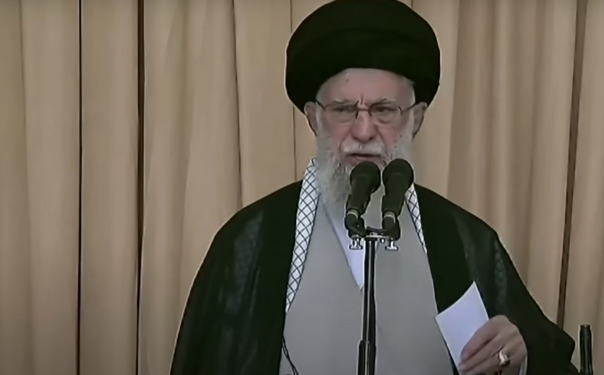 مسؤول إسرائيلي: يجب إسقاط النظام الإيراني