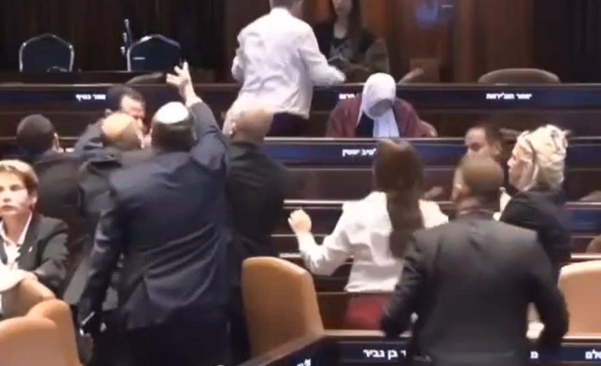 المصادقة على قانون عقوبة الإعدام للأسرى الفلسطينيين