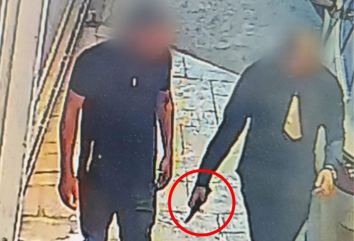 باشرت الشرطة التحقيق في ملابسات الحادث.