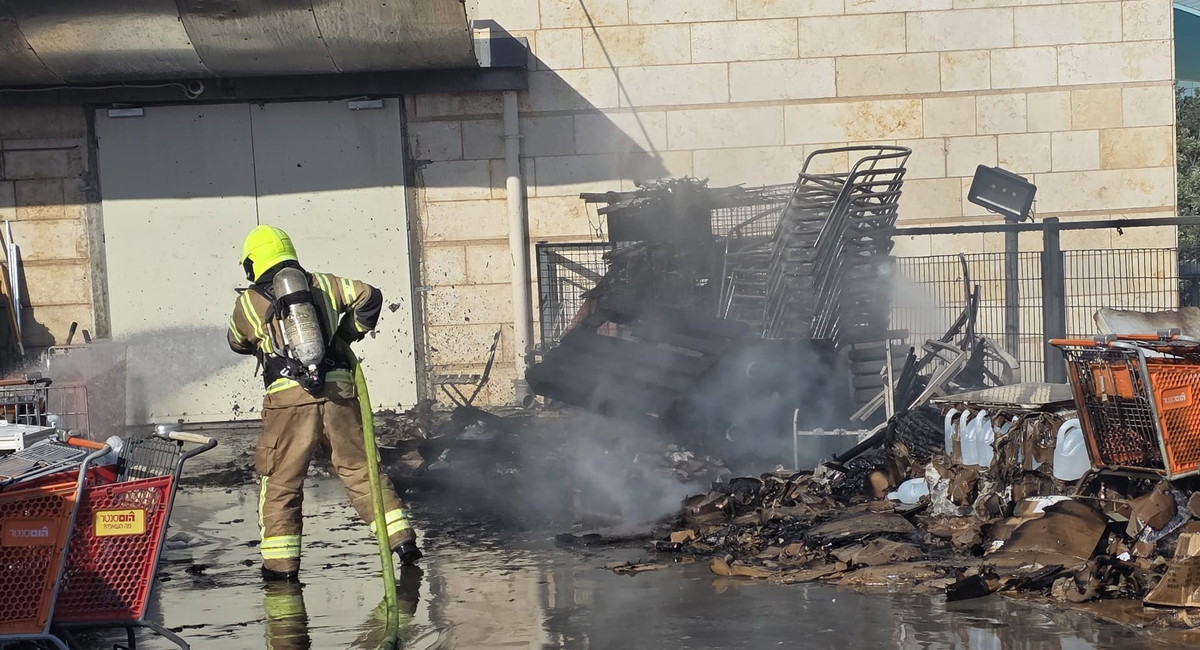 حيفا: حريق في مخزن قرب مجمّع كينيون حيفا