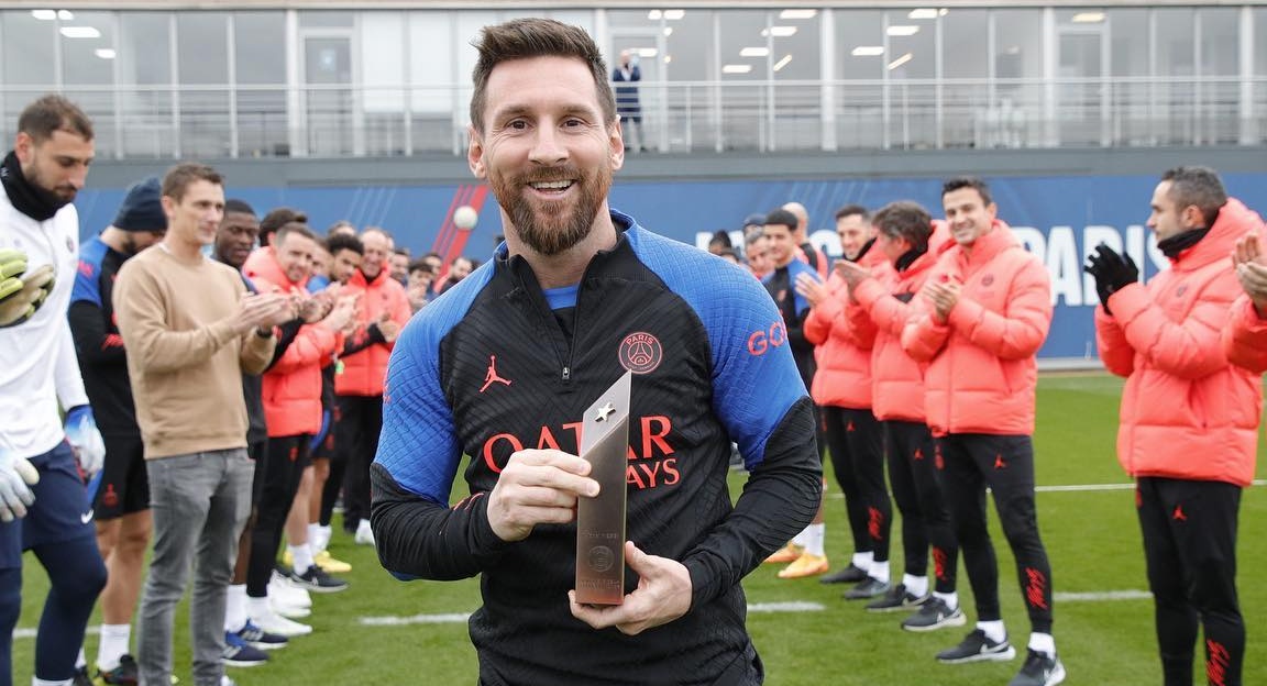 ميسي يجدد عقده مع انتر ميامي