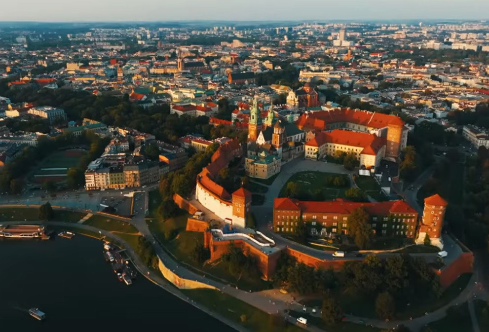 أماكن لا تفوت زيارتها لاكتشاف سحر بولندا