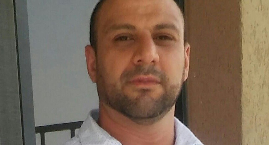 نَبْضُ الرِّجَالِ يَسْتَنِيرُ