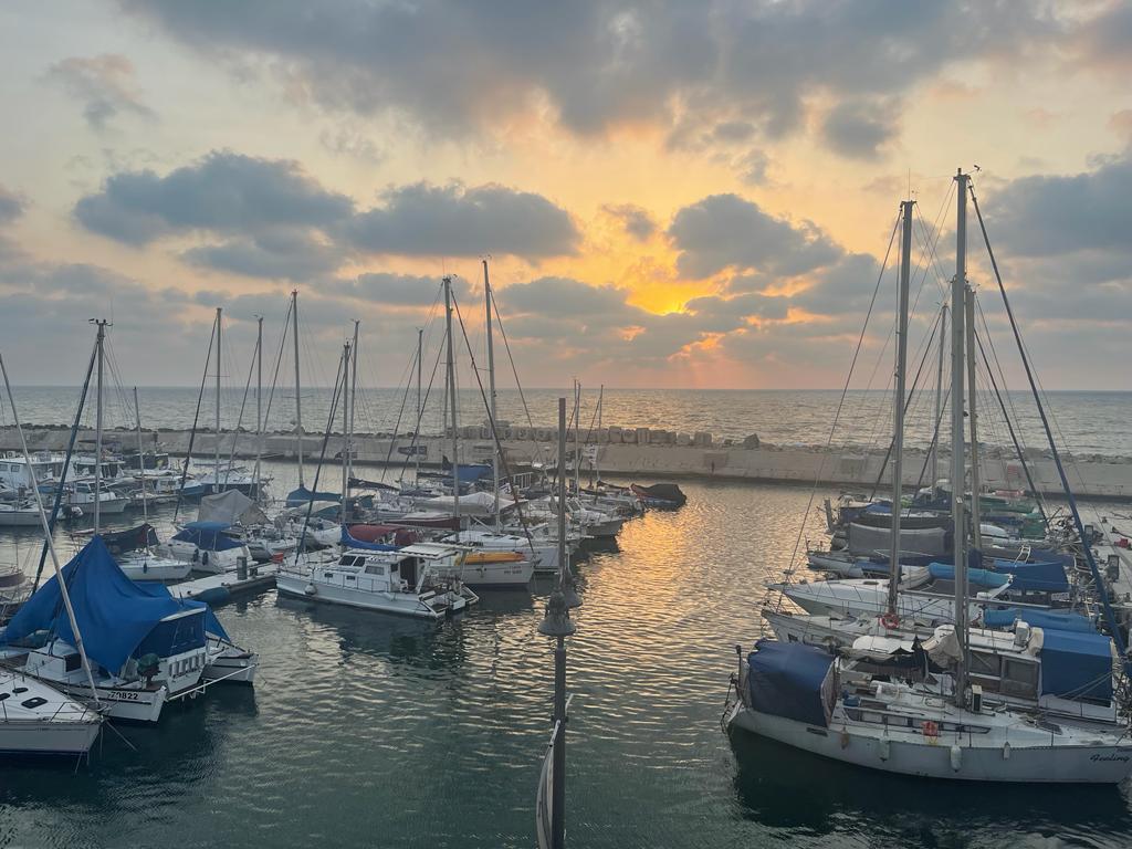 حالة الطقس: أجواء خريفية لطيفة ويطرأ ارتفاع على درجات الحرارة