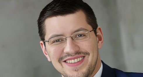 خطاب النصر فوق ركام غزة 