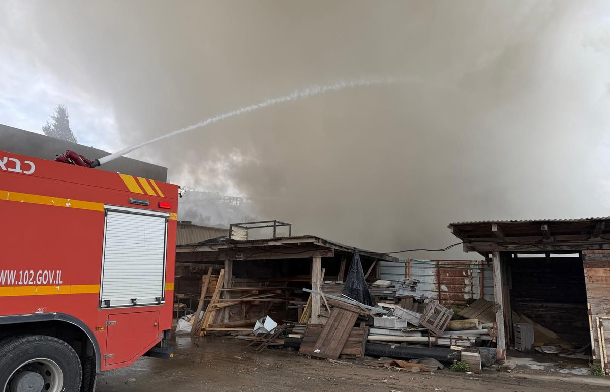 شفاعمرو: حريق كبير في مكب نفايات منذ الليلة الماضية