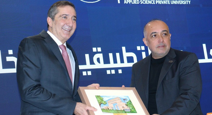 جامعة العلوم التطبيقية في الأردن ..تحتفي بعام من التميز