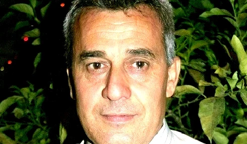 حين يقفُ العدل وحيدًا