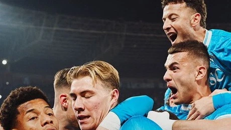 على حساب ميلان.. نابولي يبلغ نهائي كأس السوبر الإيطالي