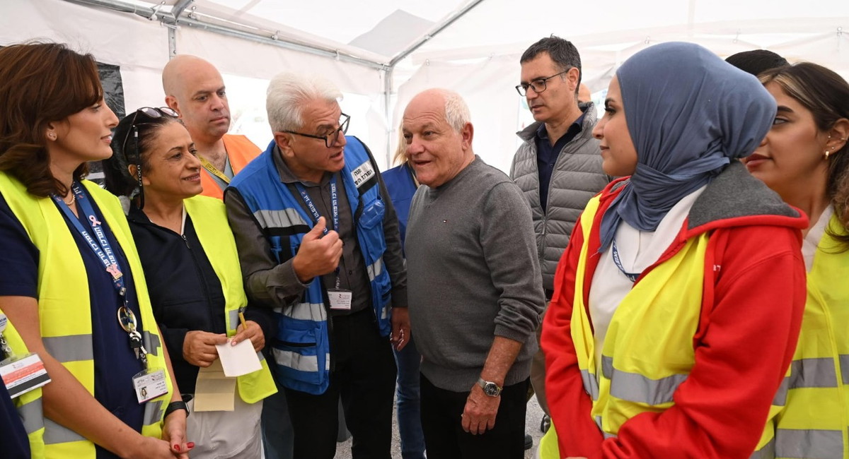 بهدف تعزيز الجهوزية لحالات الطوارئ: المركز الطبي زيڤ يختتم تمريناً ضخماً لمحاكاة زلزال وتدفق أعداد كبيرة من المصابين