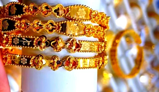 الذهب يسجل سعرًا قياسيًا جديدًا في البلاد