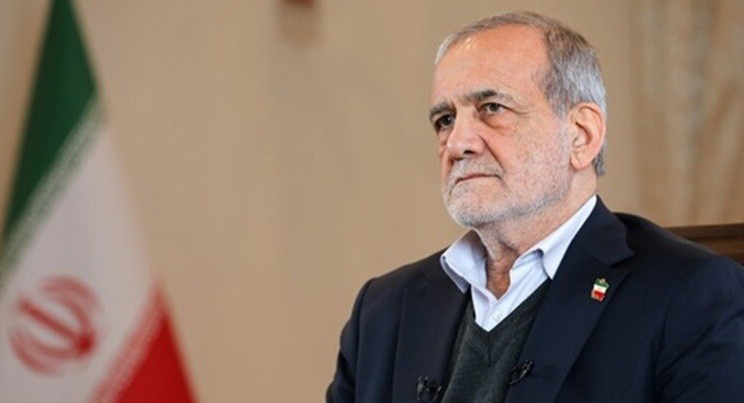 الرئيس الإيراني: نحن في حالة حرب شاملة مع الولايات المتحدة وإسرائيل وأوروبا