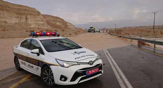 بسبب الأحوال الجوية- إغلاق طرقات عدّة أمام حركة المرور 