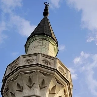 جبهة الناصرة: قرار رفع الأرنونا بنسبة 30% منقطع عن أوضاع الأهالي الصعبة في المدينة