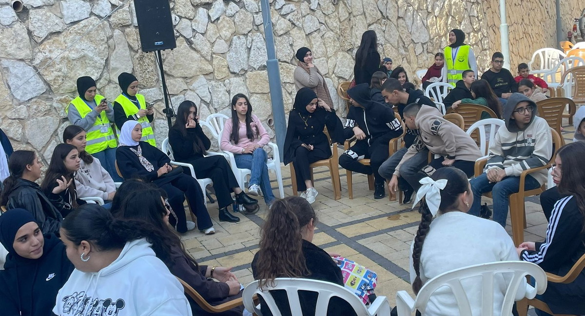 أم الفحم: اختتام مخيم جسور الشبيبة – لفصل الشتاء بيوم قمة مميز