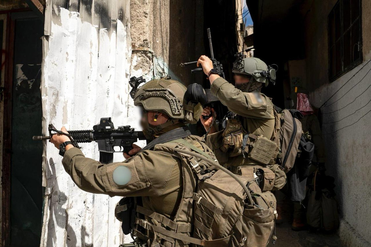 الجيش الإسرائيليّ والشاباك: اعتقال شخص بشبهة إطلاق النار وإصابة جندي إسرائيليّ أمس الأحد في نابلس