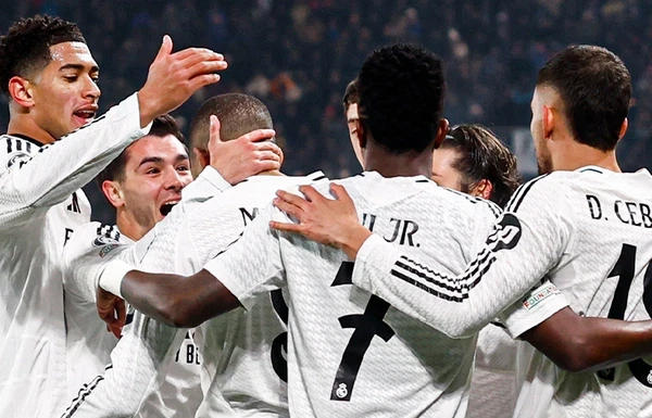 كلوب يكشف حقيقة مفاوضاته مع ريال مدريد