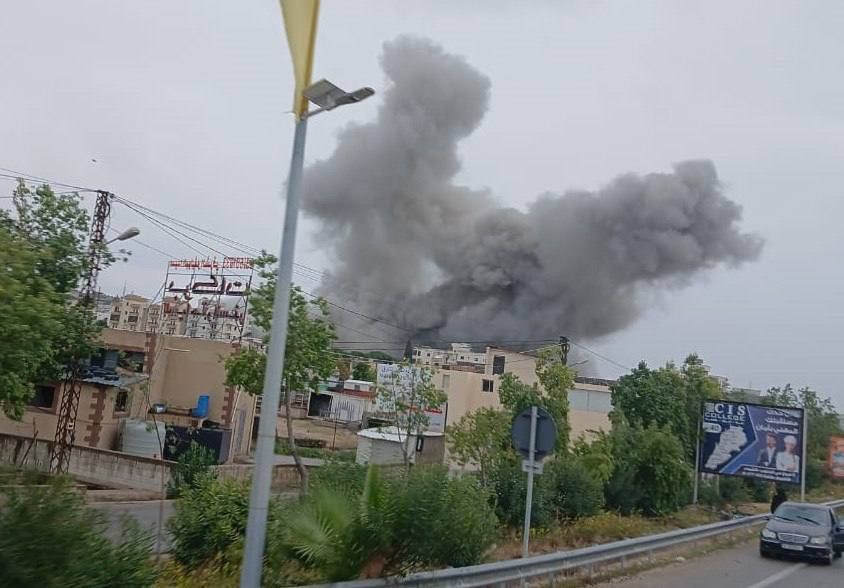  الإعلام اللّبناني: ارتقاء شخص بغارة إسرائيليّة استهدفت دراجة نارية في الأراضي الجنوبيّة