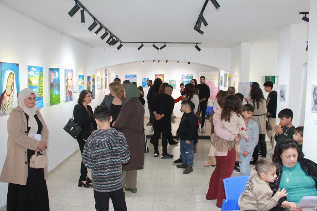 جاليري زركشي سخنين يستضيف معرض أحلام ملونة