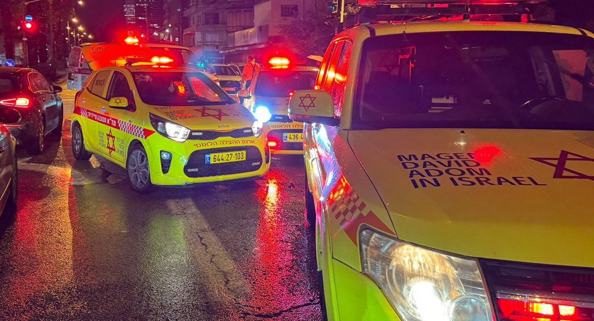 نحف: إصابة 10 أشخاص بجراح طفيفة في حادث طرق