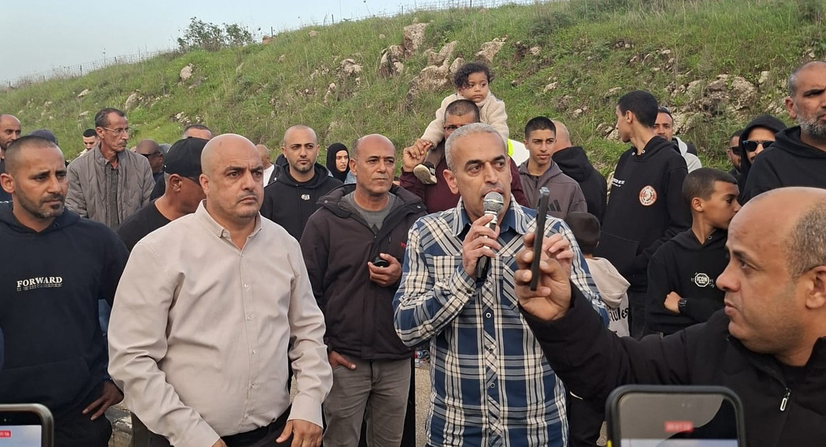 طوبا الزنغرية تنتفض بمظاهرة حاشدة ضد شبح الهدم: سنحارب بجميع الوسائل.. ولن نرحل