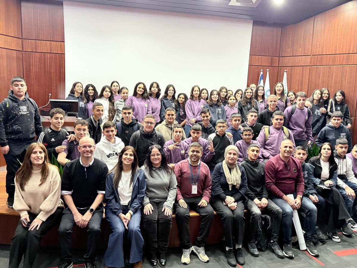 مدرسة الزهراوي الإعدادية إكسال والمركز الطبي والتربوي في مستشفى 