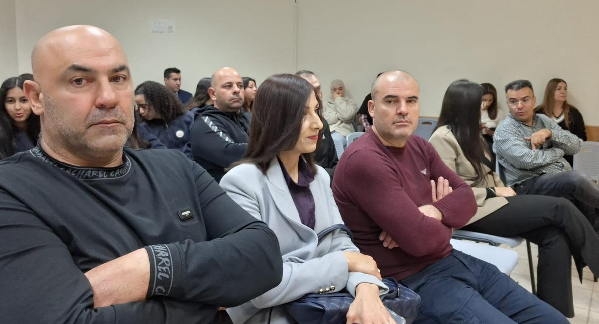 مركز مساواة يرافق أهالي وطلاب مدرسة ابن خلدون في سخنين باعقاب الاعتداء العنصري عليهم