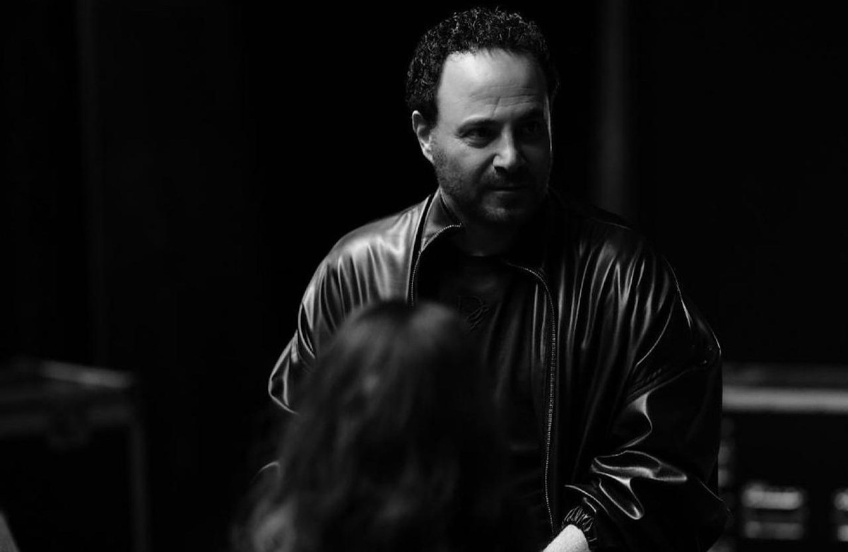 فارس الغناء العربي عاصي الحلاني يطرح أغنيته الجديدة بعنوان 