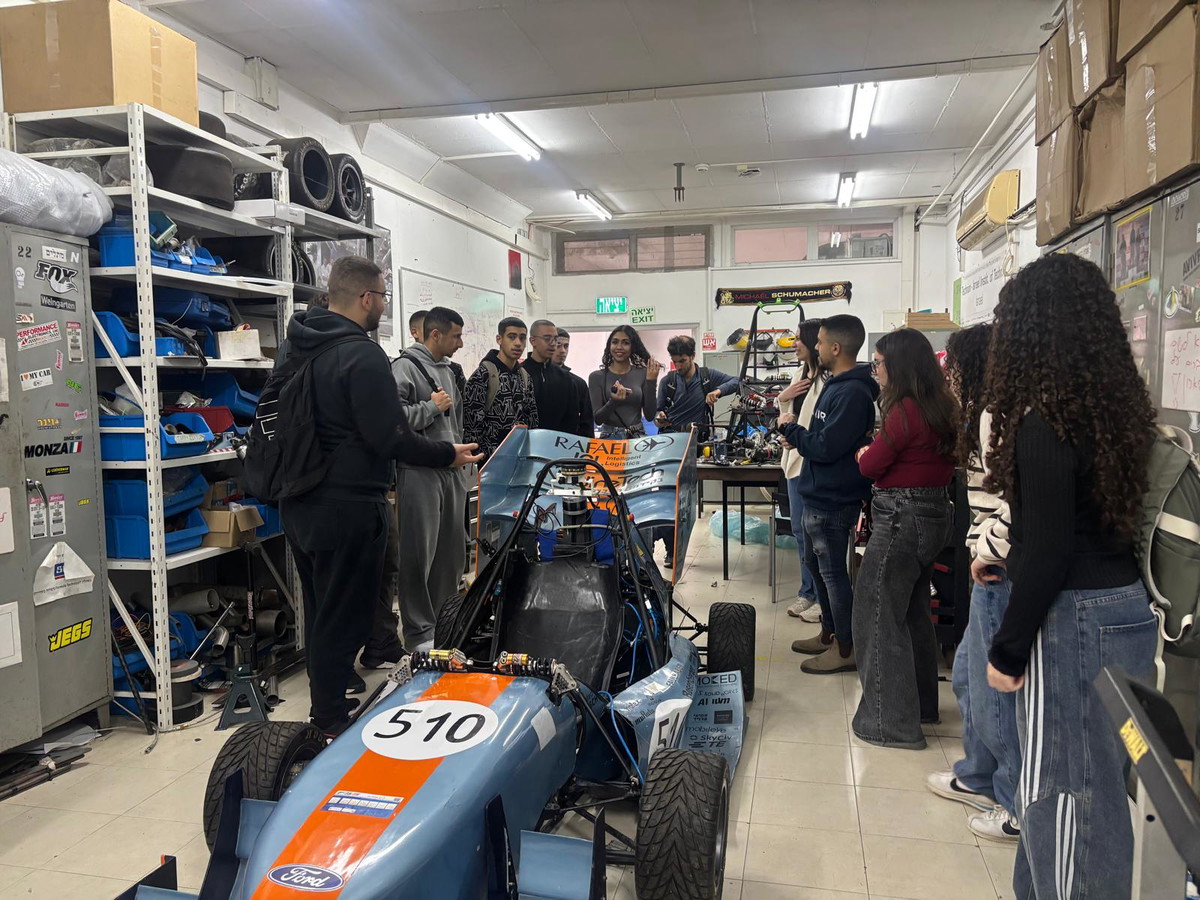 مدرسة أورط حلمي الشافعي: طلاب الحادي عشر علمي - فرع الفيزياء يشاركون في يوم أكاديمي مميز في التخنيون - معهد إسرائيل للتكنولوجيا