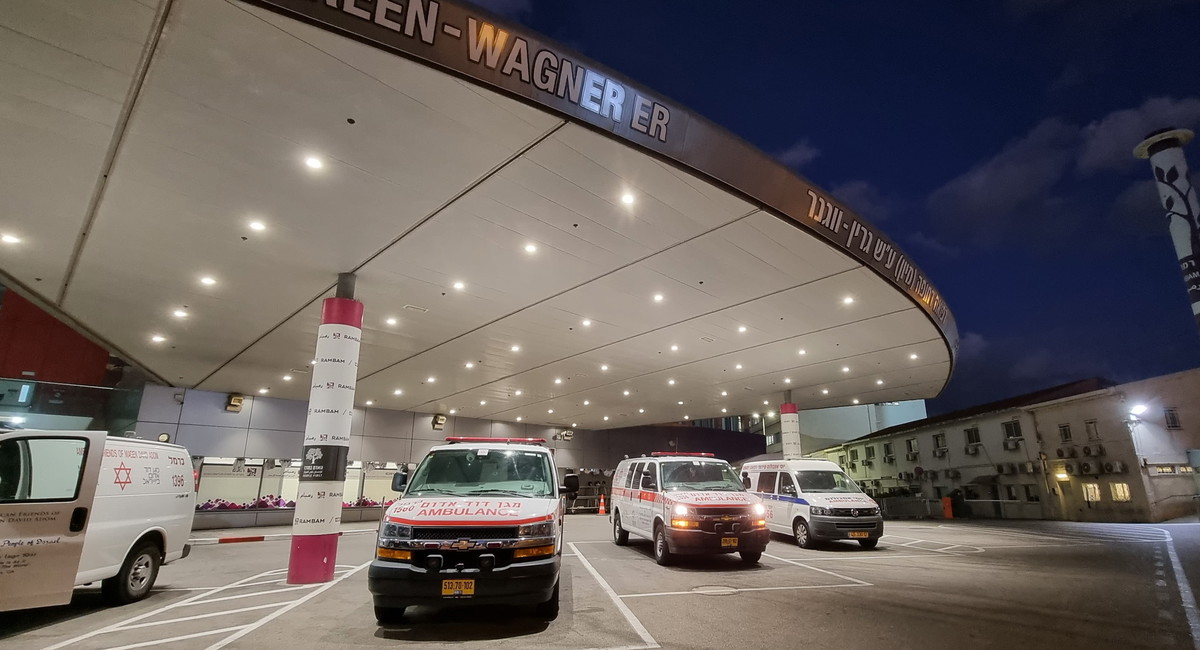 إصابة محمد عباس (15 عاماً) نجل النائب منصور عباس بجراح خطيرة إثر حادث دراجة ونقله إلى مستشفى