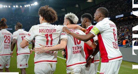 موناكو يُسقط باريس سان جيرمان ويحيي الصراع على الدوري الفرنسي