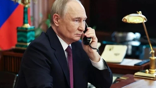 خلال اتصال هاتفي: بوتين طرح مع ترامب عدة مقترحات لإنهاء الحرب في إيران بسرعة