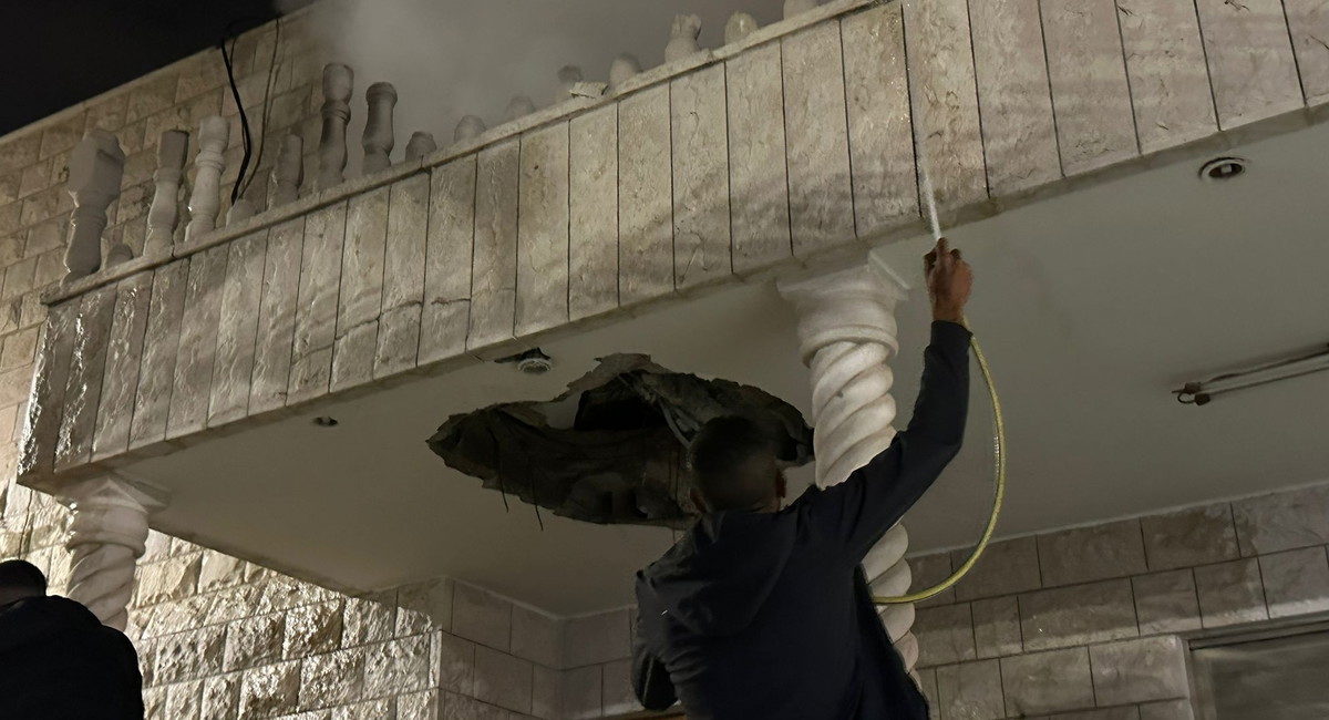 سقوط شظايا صاروخية على شرفة منزل في جلجولية دون إصابات بشرية