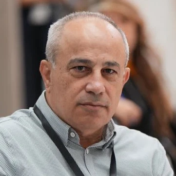 عيد الأم… حين يصبح الفقد ضيفًا دائمًا في البيوت العربية