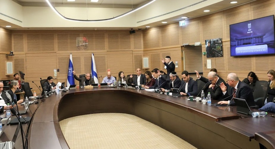 مركز مساواة يحذّر: استمرار تقليص ميزانيات الخطة 550 رغم المصادقة على ميزانية 2026