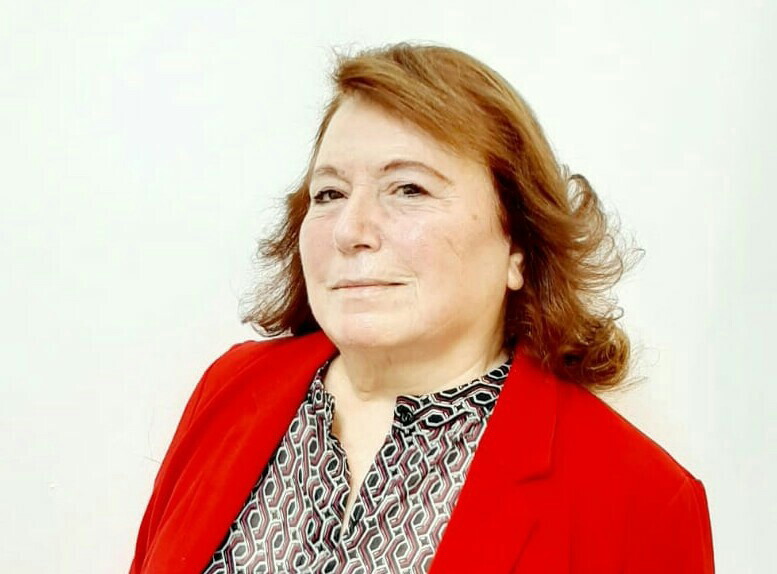 موشحات للفصح المجيد  عَلى الصَّليبِ غَفَر/  بقلم: أسماء طنوس