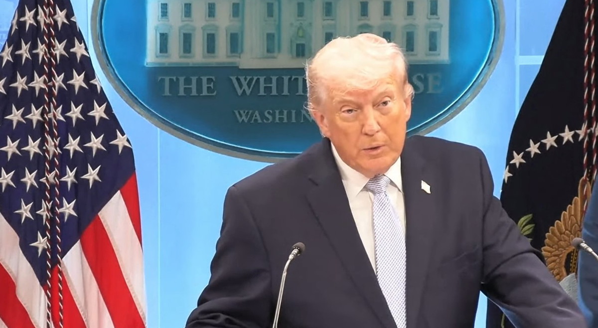 ترامب يهدد: يمكن القضاء على إيران خلال ليلة واحدة ويكشف تفاصيل عملية معقدة لإنقاذ جنديين أميركيين داخل الأراضي الإيرانية