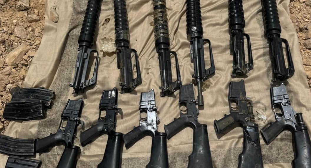 الحدود الغربية: إحباط محاولة تهريب وضبط طائرة مسيّرة محمّلة بالأسلحة