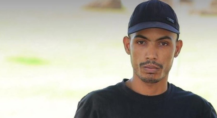 تل السبع: مقتل الشاب أكرم عيد أبو عصا (24 عاماً) طعناً في الجريمة الـ86 منذ مطلع العام