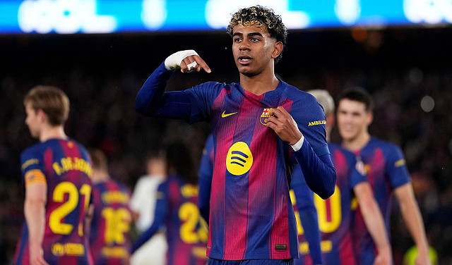 4 نجوم كبار .. برشلونة يستعد لصيف ساخن !