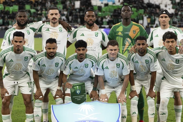 الأهلي السعودي يهزم فيسيل كوبي الياباني ويبلغ نهائي ابطال  آسيا للمرة الثانية توالياً