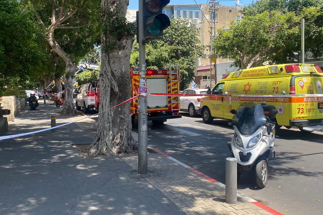 إصابة سائق دراجة نارية (35 عامًا) بجراح متوسطة في حولون