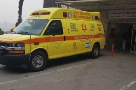 نوف هجليل: إصابة شاب (26 عامًا) بجروح متوسطة إثر حادث طرق وقع بين مركبة ودراجة نارية