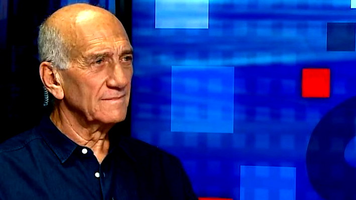 أولمرت: الأهداف لن تتحقق ووصلت ساعة الحسم وعلينا وقف الحرب فورًا 