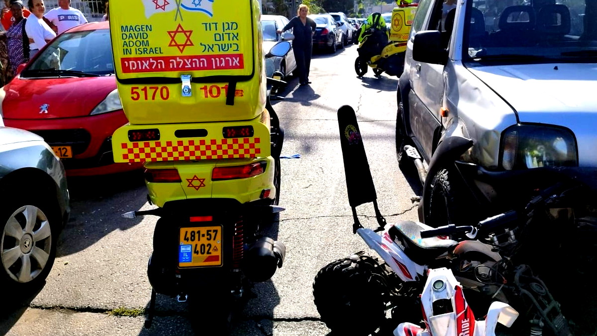 إصابة طفل (3 سنوات) اثر تعرضه للدهس في يفنة وحالته حرجة