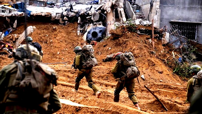 القناة "12": الجيش الإسرائيلي عثر على كمية كبيرة من الأسلحة الصينية في غزة