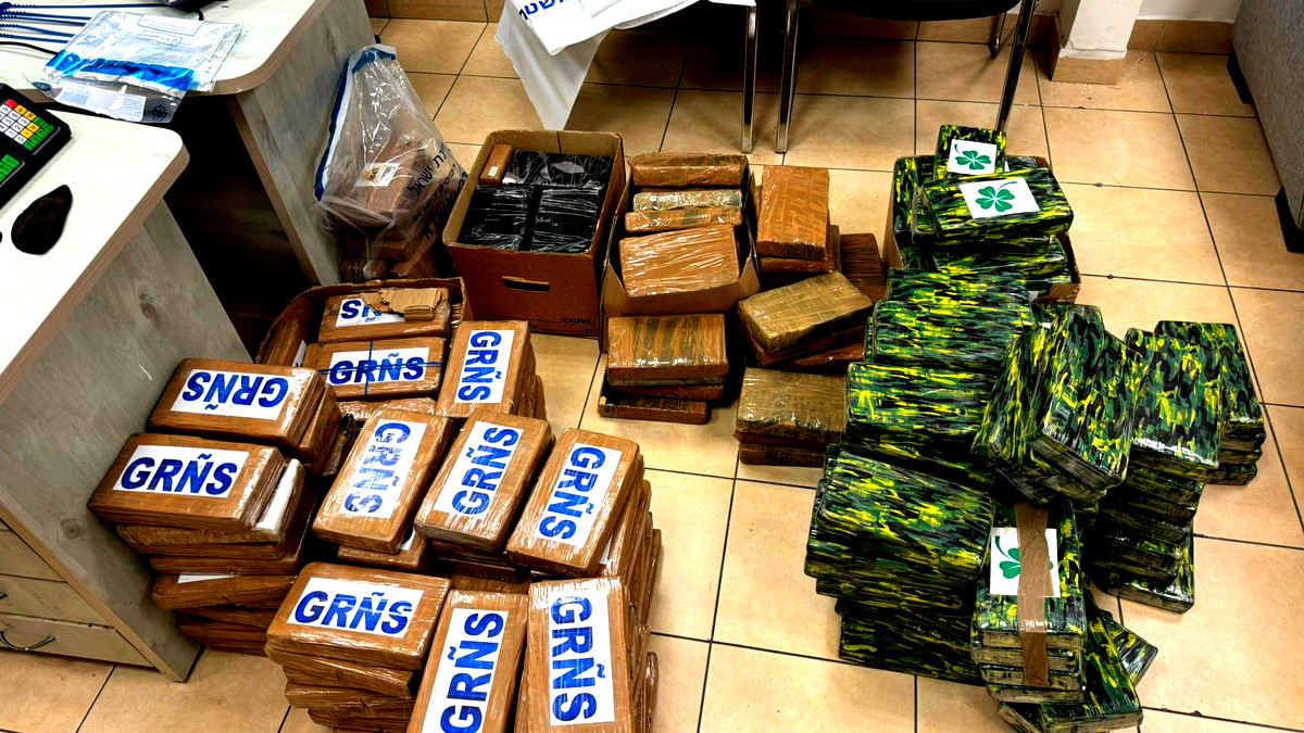 بقيمة أكثر من 75 مليون شيكل| ضبط كمية كبيرة من المخدّرات في ميناء أشدود بعد وصولها من الولايات المتحدة الأميركية